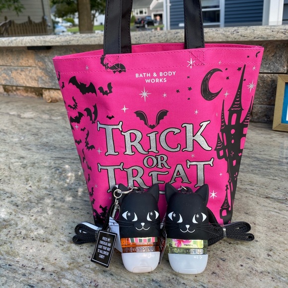 Bath & Body Works Other - SALE🎉 Halloween Trick or Treat Set 1 Cat & Bag